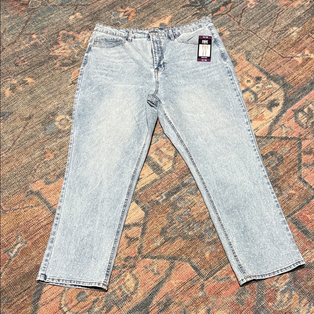 Frye Women's Light Blue Straight Leg Jeans
